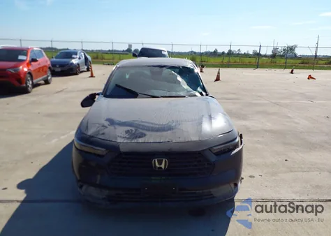 2024 Honda Accord Ex z USA, uszkodzony, nr VIN 1HGCY1F32RA004430